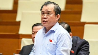 المسؤولون يتخذون خطوة واحدة في الداخل وخطوة واحدة في الخارج، فكيف يمكن تجنب تضارب المصالح؟