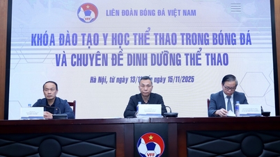 Opening of the sports medicine training course in football and sports nutrition seminar