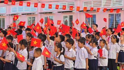 ការងារលុបបំបាត់អក្ខរកម្មនៅខេត្ត Vinh Long ត្រូវបានរក្សា និងអភិវឌ្ឍន៍ប្រកបដោយចីរភាព។