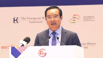 ទីក្រុងហូជីមិញត្រៀមខ្លួនជាស្រេចដើម្បីអមដំណើរអ៊ីតាលី និងអឺរ៉ុបក្នុងការអភិវឌ្ឍន៍សេដ្ឋកិច្ចបៃតង និងថាមពលកកើតឡើងវិញ។