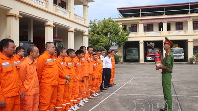 134 קצינים ועובדים בתעשיית החשמל השתתפו בהכשרה בנושא מיומנויות מניעת שריפות והצלה.