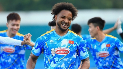 Tuyển Việt Nam: Lần đầu đủ quân số, Xuân Son khiến đồng đội mê tít