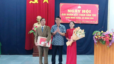 ពិធីបុណ្យ 'ឯកភាពជាតិដ៏អស្ចារ្យ' ដ៏រំភើបនៅឃុំ Minh Hoa