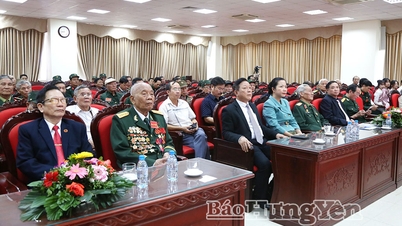 흥옌성에서 베트남과 라오스의 연대와 우호 강화