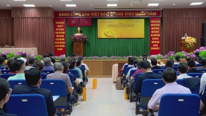 អមជាមួយដំណោះស្រាយដើម្បី "លុបបំបាត់" ការលំបាកសម្រាប់គ្រួសារអាជីវកម្មដែលប្រឈមមុខនឹងគោលនយោបាយពន្ធថ្មី។