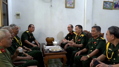 ផ្ទះធម្មតារបស់សមមិត្តចាស់