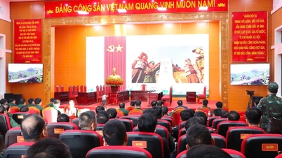 Lai Chau İl Askeri Komutanlığı Sınır Muhafız Komutanlığı tatbikatının açılışı