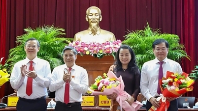 کان تو دو عضو دیگر برای کمیته مردمی شهر انتخاب کرد