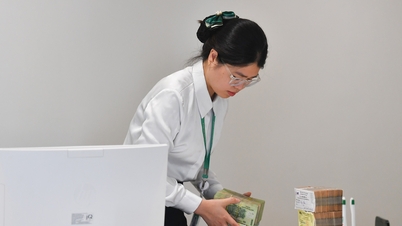 Τραπεζικά επιτόκια σήμερα 14 Νοεμβρίου 2025: Αγώνας δρόμου για την αύξηση των επιτοκίων, το υψηλότερο σημείο τους σχεδόν στο 7%/έτος