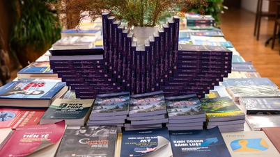 Tentoonstelling van boeken van de Nationale Boekenprijzen in Hanoi