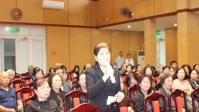 Hai Ba Trung semtindeki seçmenler, çevre temizliğinin sağlanmasına ilişkin birçok madde önerdi.