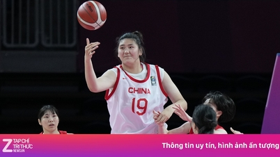 Fotbalistka vysoká 2,26 m způsobila v Číně rozruch