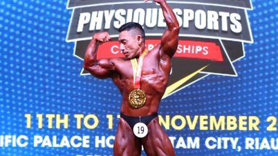 এক্সক্লুসিভ: ফাম ভ্যান মাচ এবং ৪৯ বছর বয়সে তার সপ্তমবারের মতো বিশ্বের শীর্ষে ওঠা