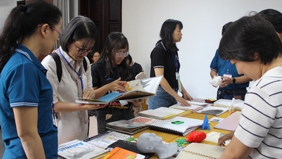 베트남의 시각 장애인은 약 200만 명이며, 점자책을 소지한 사람은 1%도 되지 않습니다.