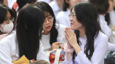 "បញ្ចប់" សំណុំនៃសៀវភៅសិក្សាបង្រួបបង្រួមទូទាំងប្រទេស ដែលត្រូវប្រើចាប់ពីឆ្នាំ 2026