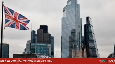 Britská ekonomika klesá kvůli kybernetickým útokům