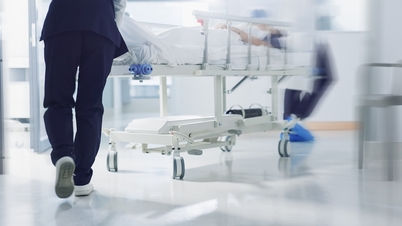 16-летний студент чуть не лишился гениталий из-за внезапной боли в интимной зоне