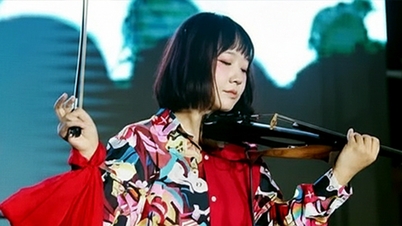 តារាចម្រៀង Hue Quan បានស្លាប់ភ្លាមៗនៅអាយុ 26 ឆ្នាំដោយសារគ្រោះថ្នាក់ដ៏សោកនាដកម្ម។