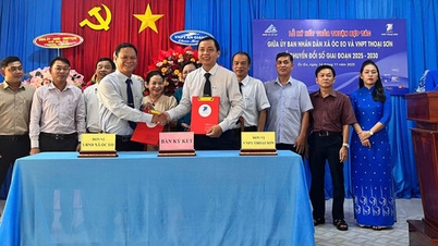 Komitet Ludowy Komuny Oc Eo i VNPT Thoai Son podpisały umowę o transformacji cyfrowej.