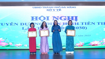 Sở Y tế Đà Nẵng tuyên dương điển hình tiên tiến