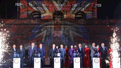 איסוף 350 דוכני מלאכת יד מקומיים ובינלאומיים במצודת טאנג לונג הקיסרית