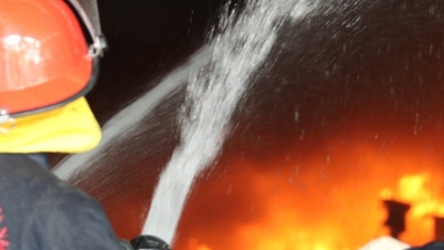 שריפה גדולה בפנסיון ליד שוק דאם - נה טראנג