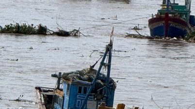 ລຳ​ດົງ ໜູນ​ຊ່ວຍ 9 ລ້ານ​ດົ່ງ​ໃຫ້​ແກ່​ເຈົ້າ​ຂອງ​ເຮືອ​ປະ​ມົງ​ທີ່​ບໍ່​ມີ​ເງື່ອນ​ໄຂ​ຂຸດ​ຄົ້ນ​ສິນ​ໃນ​ນ້ຳ.