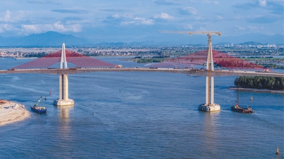 ការកែសម្រួលផែនការវិនិយោគសាធារណៈរយៈពេលមធ្យម