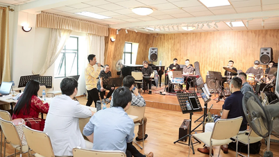 Tiết lộ đặc biệt về sự “xuất hiện” của cố Giáo sư, Nghệ sĩ Nhân dân Trung Kiên trong đêm nghệ thuật tri ân “Lời ca còn mãi”