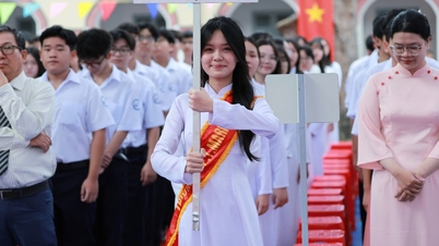 តើ​មេគុណ​ប្រាក់​ខែ​ពិសេស​របស់​គ្រូ​គឺ​ជា​អ្វី ហើយ​ហេតុ​អ្វី​បាន​ជា​វា​ចម្រូងចម្រាស?