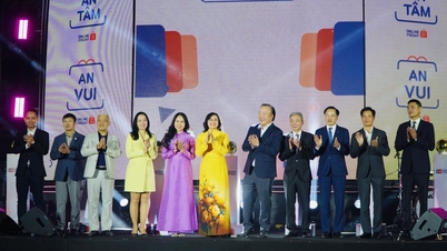 Opening Ceremony of National E-commerce Week and Vietnam Online Shopping Day - Online Friday 2025