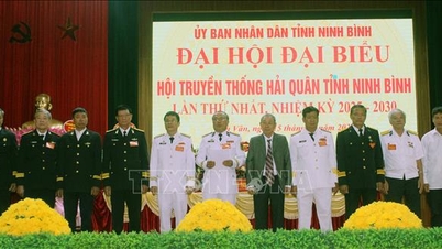 Teremtsék a tengerekről és szigetekről szóló propagandát, a haditengerészet katonáinak hősies hagyományát