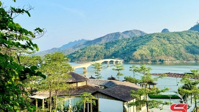 Ekologické jezero Pauon – zářivé místo pro turistiku v jezeře