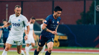 Afbeelding van de terugkeer van Van Hau onthuld, coach Kim Sang Sik ontvangt goed nieuws