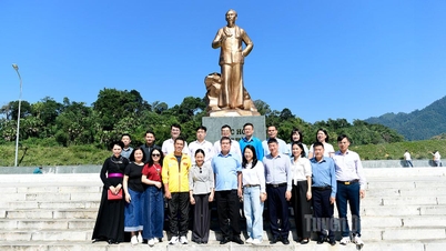 A Kormánypárti Bizottság és a Vietnami Szociálpolitikai Bank Pártbizottságának küldöttsége Tan Traoba látogatott.