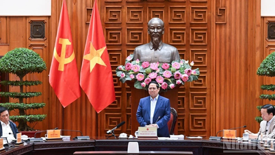 Prime Minister Pham Minh Chinh chaired a meeting on planning projects and key projects.