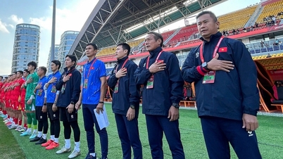 គ្រូ​បង្វឹក U22 វៀតណាម បាន​សរសើរ​កីឡាករ​របស់​ខ្លួន ក្រោយ​ចាញ់ U22 Uzbekistan