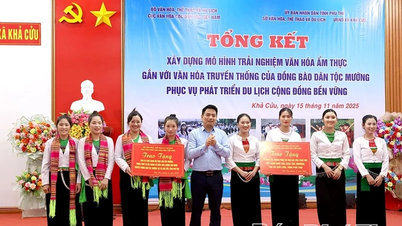 Sammendrag av å bygge en modell for å oppleve tradisjonell Muong-etnisk kultur