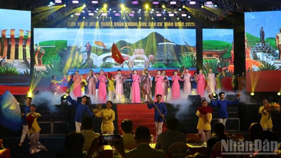 An Giang otwiera Narodowy Festiwal Sztuk Masowych Mieszkalnych 2025