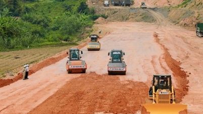 ផ្លូវល្បឿនលឿន 3,000 គីឡូម៉ែត្រ
