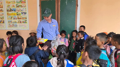 Nauczyciel – Niekończący się Płomień: Most Miłości w Wysokich Górach