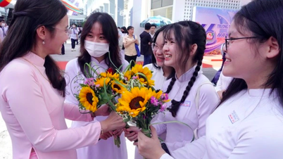 Vem skrev under beslutet att den 20 november är vietnamesisk lärardag?