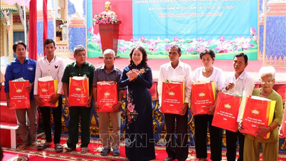 Vicepresidenta Vo Thi Anh Xuan: La identidad cultural de los grupos étnicos genera un impulso de crecimiento para el nuevo período