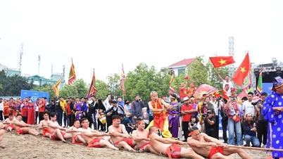 اجرای هیجان انگیز مراسم و بازی طناب کشی