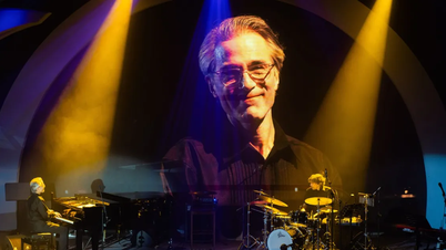 Sir Niels Lan Doky, Vietnamlı sanatçılarla etkileyici bir performans sergiliyor