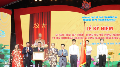 Thanh Chuong 3 videregående skole (Nghe An) mottok tredje klasses arbeidsmedalje for andre gang