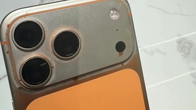 ផ្ទុះរឿងពណ៌ទឹកក្រូច iPhone 17 Pro Max របូតចេញដោយសារតែ "ជូតដោយកន្សែងសើម"