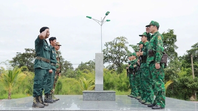 فادر لینڈ کی سرحد پر یکجہتی اور دوستی کی علامت...