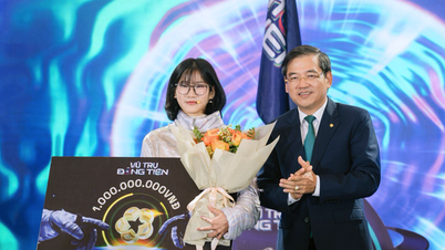 20 yaşındaki kız öğrenci 1 milyar VND'lik ödül kazandı