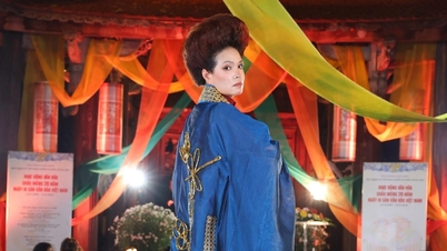 Mannequin Thuy « Ma Cay » : Une mère d'une cinquantaine d'années porte encore l'Ao Dai